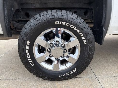 Used 2016 GMC Sierra 2500 Denali w/ Suspension Package, Off-Road image 50