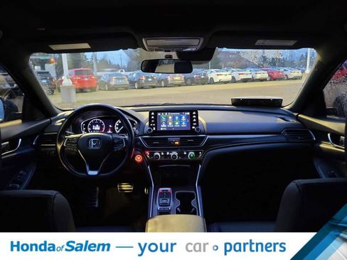 Used 2021 Honda Accord Sport image 10