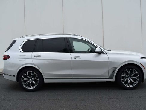 Used 2024 BMW X7 xDrive40i AWD/4WD image 4