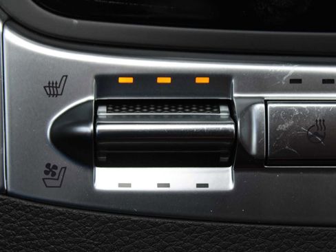 New 2025 Kia Carnival SX Prestige image 49