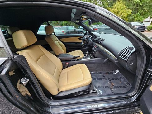 Used 2013 BMW 135i Convertible image 31