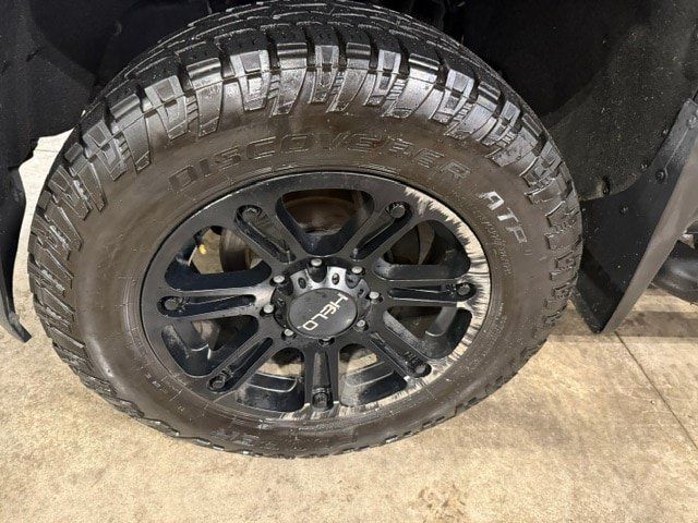 Used 2017 Chevrolet Silverado 2500 LT w/ Midnight Edition AWD/4WD image 38