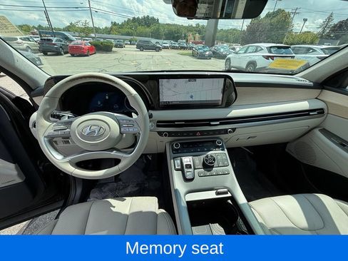 Used 2023 Hyundai Palisade Limited AWD/4WD image 14