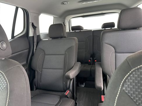 Used 2022 GMC Acadia SLE w/ Driver Convenience Package image 10