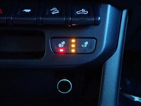 Used 2018 Chevrolet Colorado ZR2 image 20