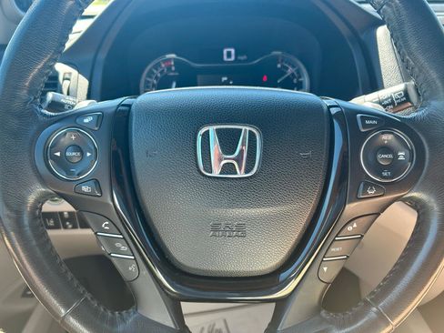 Used 2016 Honda Pilot Elite image 11