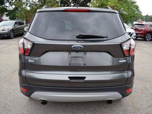Used 2018 Ford Escape SE FWD image 7