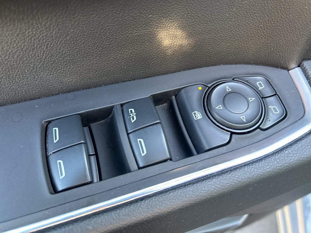 Used 2024 Chevrolet Silverado 1500 RST AWD/4WD image 18