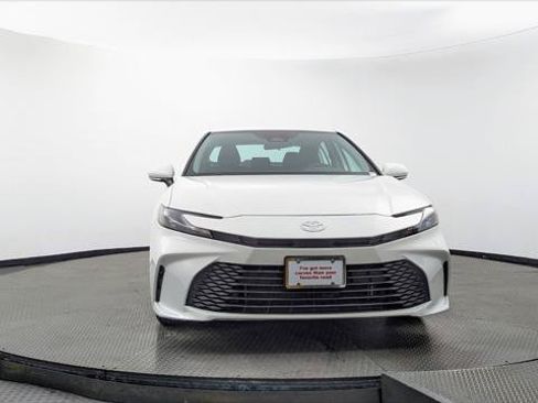 Used 2026 Toyota Camry LE FWD image 12
