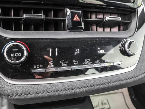 Used 2022 Toyota Corolla SE image 22