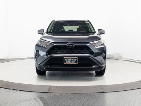 Used 2019 Toyota RAV4 XLE w/ Convenience Package AWD/4WD image 2