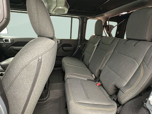 Used 2024 Jeep Wrangler Unlimited Sport AWD/4WD image 10