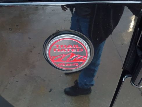 Used 2025 Jeep Wrangler Unlimited Rubicon w/ Convenience Group image 13