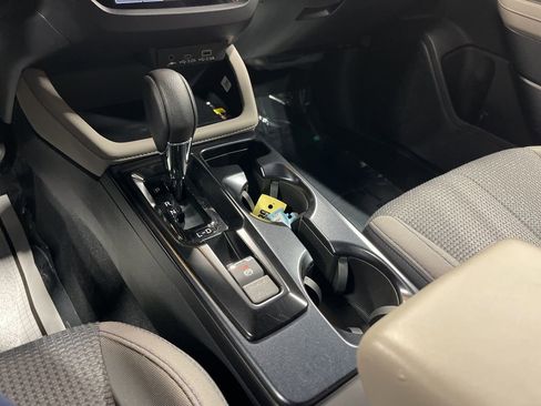 Used 2026 Subaru Forester Premium AWD/4WD image 25