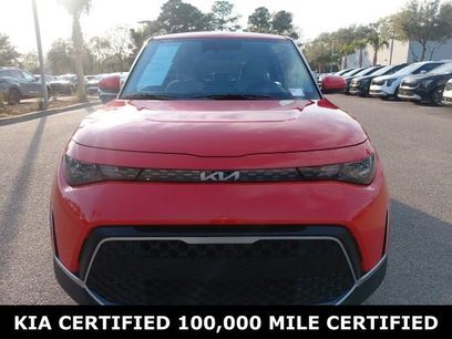 Certified 2025 Kia Soul LX