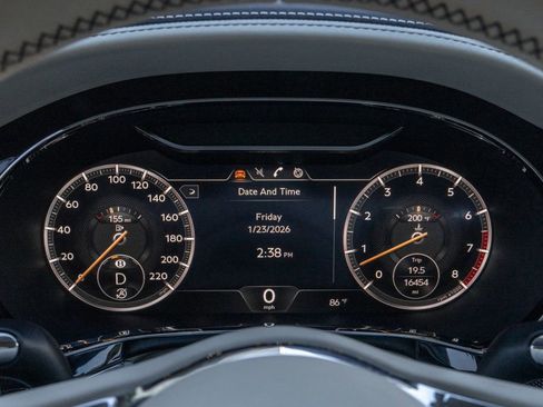 Used 2020 Bentley Continental GT image 17