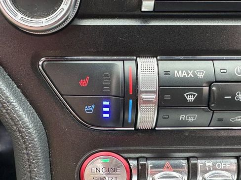 Used 2022 Ford Mustang Premium image 30