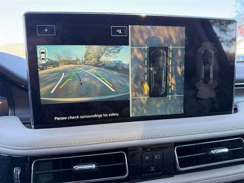 Used 2021 Lincoln Nautilus Reserve w/ Equipment Group 201A image 15