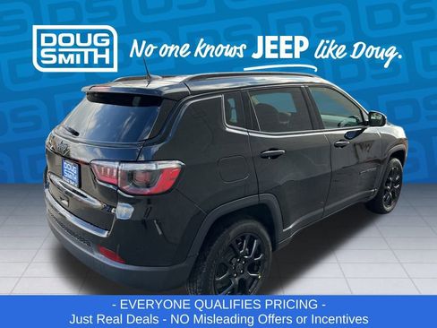 New 2026 Jeep Compass Latitude image 6