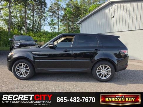 Used 2016 Land Rover Range Rover Sport SE AWD/4WD image 8