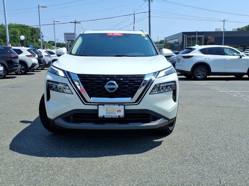 Used 2023 Nissan Rogue SV w/ SV Premium B Package AWD/4WD image 2