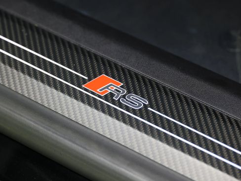 Used 2022 Audi RS e-tron GT w/ Carbon Performance Package image 16