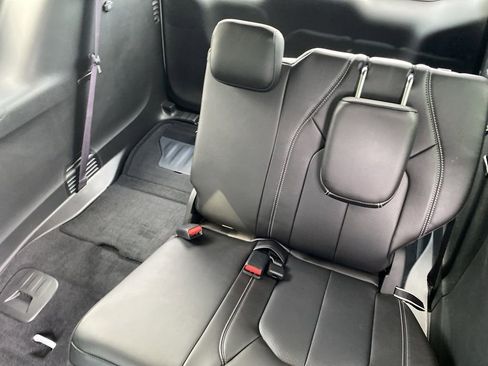 New 2026 Chrysler Pacifica Select w/ S Appearance Package image 16