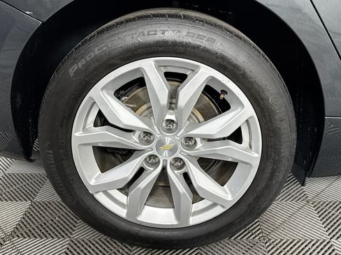 Used 2018 Chevrolet Impala LT FWD image 31