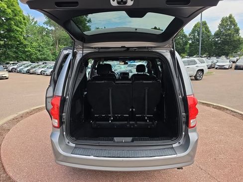 Used 2019 Dodge Grand Caravan GT FWD image 21