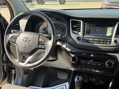 Used 2017 Hyundai Tucson Sport FWD image 20