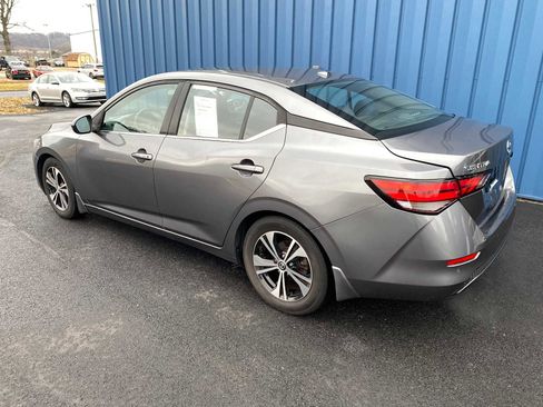 Used 2021 Nissan Sentra SV image 3