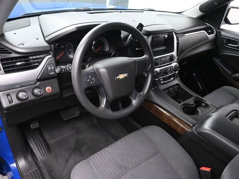 Used 2017 Chevrolet Tahoe 4WD w/ Remote Keyless Entry Package image 14
