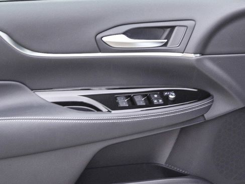 New 2025 Toyota Mirai XLE image 24