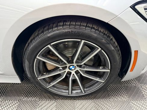 Used 2019 BMW 330i Sedan w/ Convenience Package RWD image 18