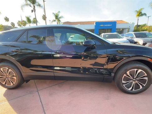 New 2026 Chevrolet Blazer EV LT image 9