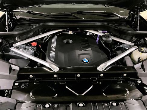Certified 2026 BMW X5 xDrive40i AWD/4WD image 29