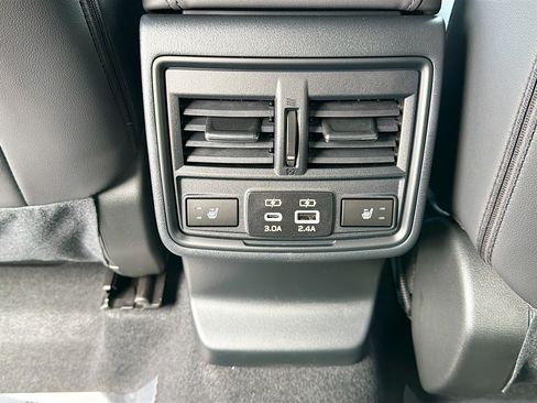 New 2026 Subaru Outback Limited AWD/4WD image 19