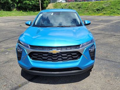 New 2026 Chevrolet Trax LS w/ LS Convenience Package