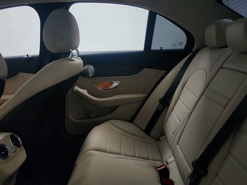 Used 2019 Mercedes-Benz C 300 4MATIC Sedan image 24