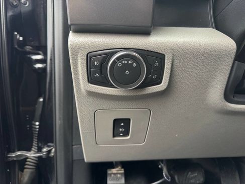 Used 2016 Ford F150 XLT w/ Equipment Group 301A Mid image 15