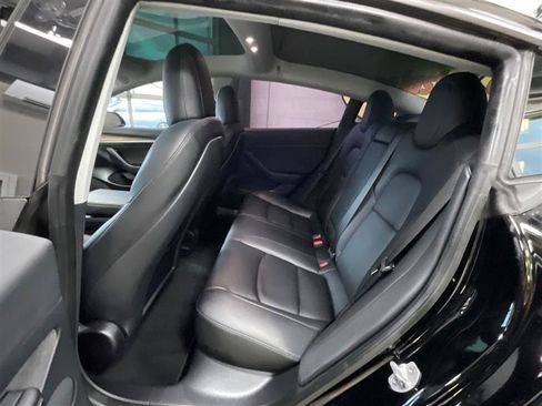 Used 2022 Tesla Model 3 Long Range AWD/4WD image 19