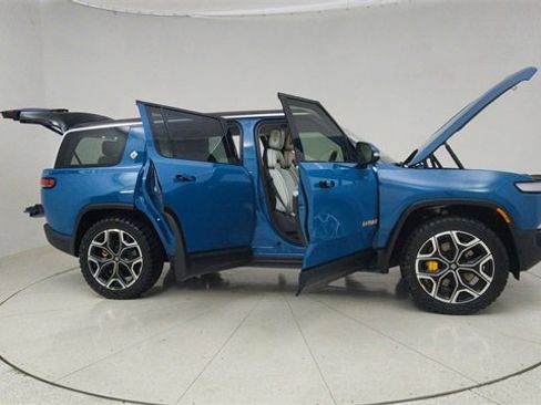 Used 2024 Rivian R1S Launch Edition image 73