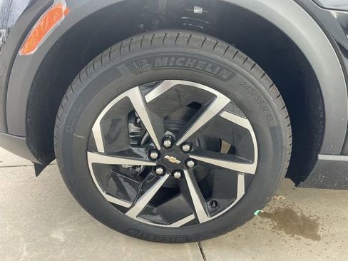 New 2026 Chevrolet Equinox EV LT AWD/4WD image 10