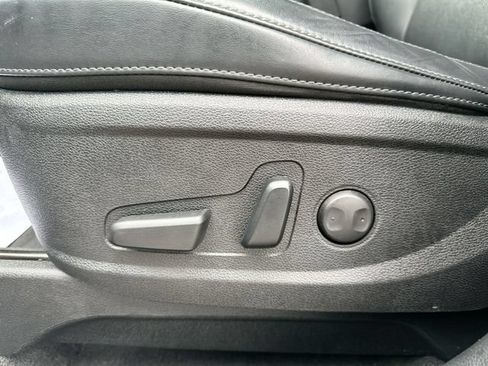 Certified 2022 Kia Telluride S FWD image 16