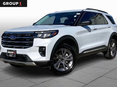 Used 2025 Ford Explorer Active w/ Active Comfort Package