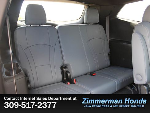 Used 2023 Buick Enclave Essence w/ Experience Buick Package AWD/4WD image 8