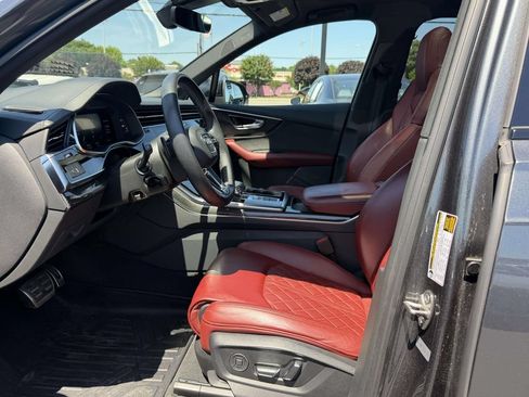 Used 2021 Audi SQ7 Premium Plus AWD/4WD image 18