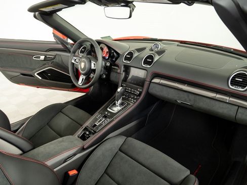 New 2025 Porsche 718 Boxster GTS image 19