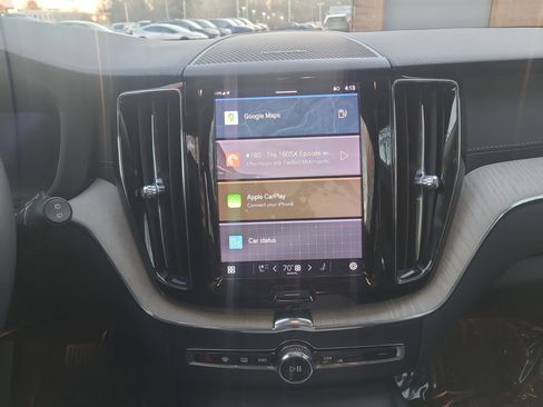 Used 2022 Volvo XC60 B5 Inscription w/ Climate Package image 21