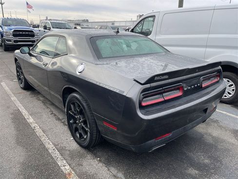 Used 2017 Dodge Challenger GT w/ Driver Convenience Group image 5